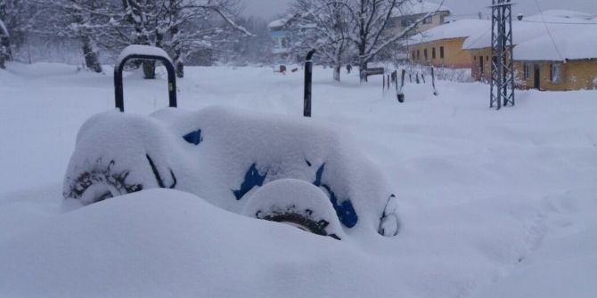 İnebolu’da Ve Cide’de Etkili Olan Kar Yağışı Hayatı Durdurdu