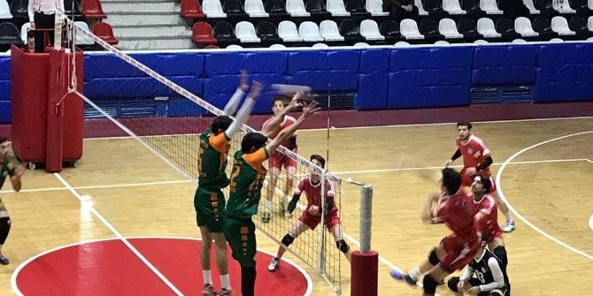 Malatya Büyükşehir Voleybol Takımı Rakibini 3-0 Mağlup Etti