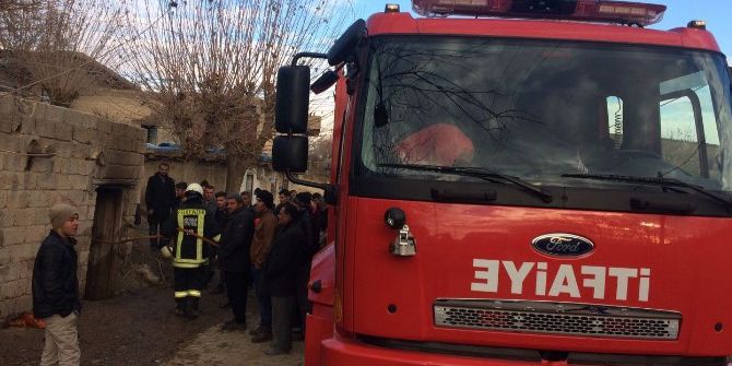 Adıyaman’da Odunlukta Yangın