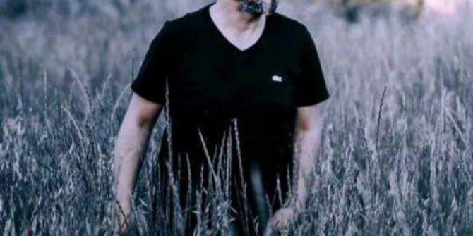 Kalabalığı Sakinleştirmek İçin Çatıya Çıkan Polis, Düşerek Şehit Oldu