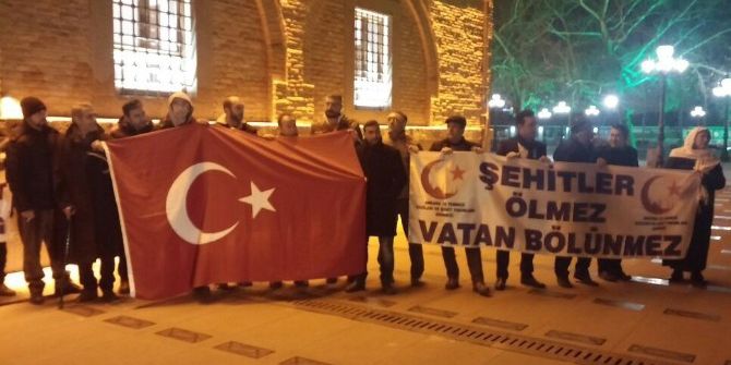 15 Temmuz Gazileri Ve Şehit Yakınları Derneği Üyeleri Terörü Lanetledi