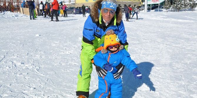 Sarıkamış Kayak Merkezi Hafta Sonu Doldu Taştı