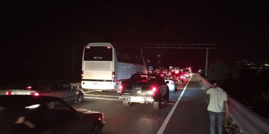 Halk Cumhurbaşkanı Erdoğan’a Destek İçin Marmaris’a Akın Etti