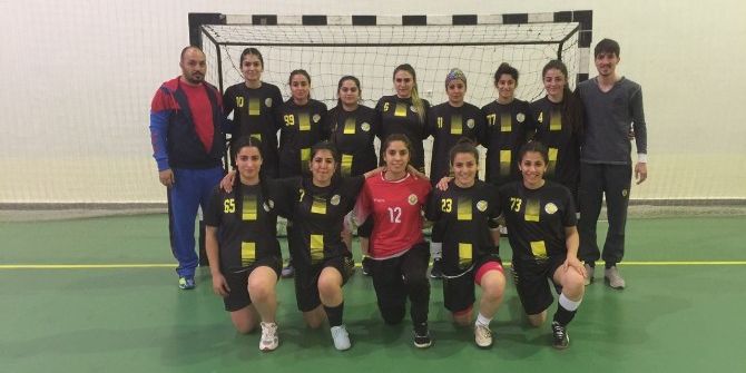 Dü Hentbol Bayan Takımı 1. Lige Yükseldi