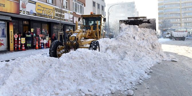 Erzurum’da Karla Mücadele