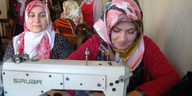 Kadınlar Mahalle Bakkalını Kursa Çevirdi