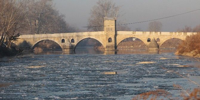 Edirne Buz Kesti, Nehri Buz Tuttu
