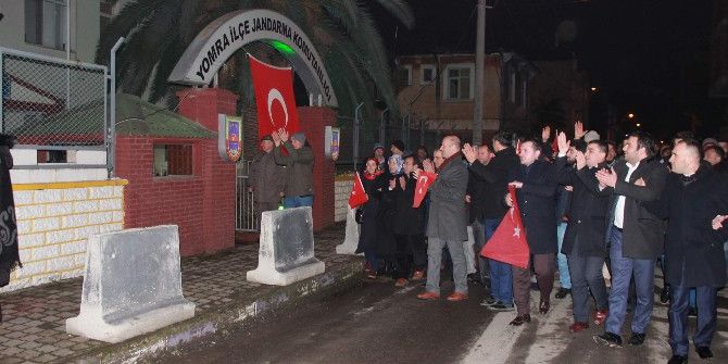Yomra İlçesinde Teröre Lanet Yürüyüşü Düzenlendi