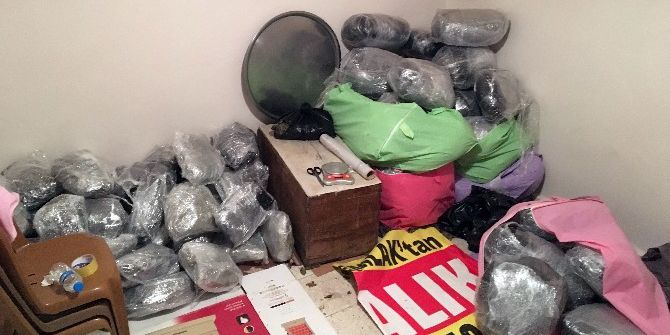 Çeyiz Sandığından Uyuşturucu Çıktı