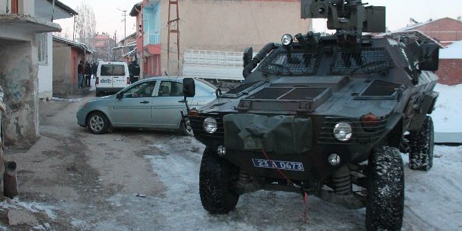 Aranan Şahıs, Özel Harekatın Baskınıyla Yakalandı