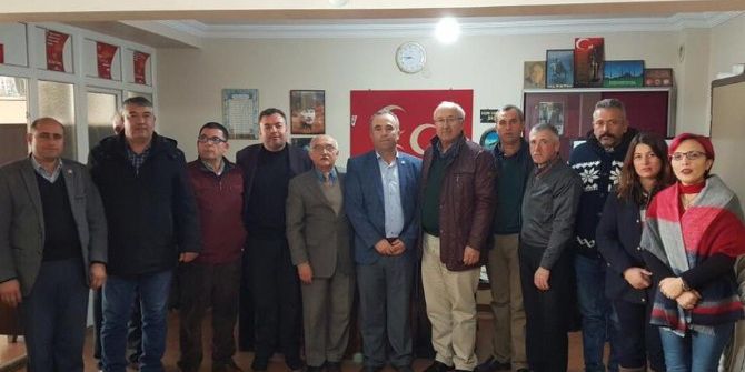 Aktürk’ten, Mhp’ye Hayırlı Olsun Ziyareti