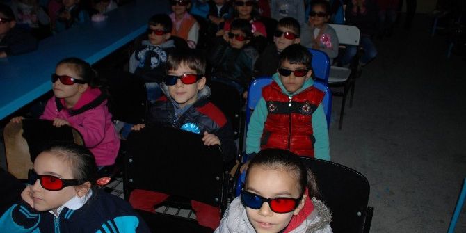 Dezavantajlı Çocuklar 3 Boyutlu Sinema İle Buluştu