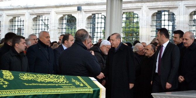 Cumhurbaşkanı Erdoğan, Prof. Dr. Süleyman Yalçın’ın Cenazesine Katıldı