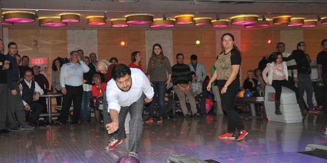 Osmangazi’de Bowling Heyecanı