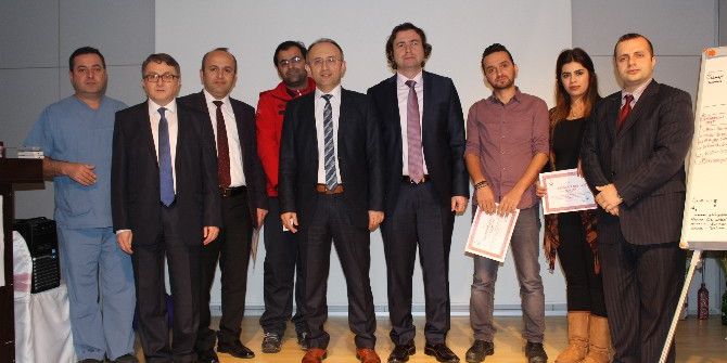 Hastane Afet Planı Eğitimlerine Katılanlara Törenle Sertifikaları Verildi
