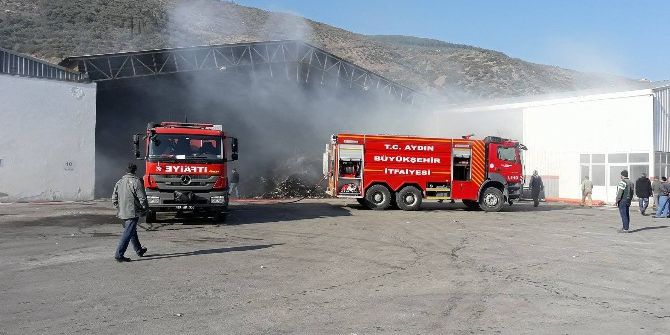 Söke’de Çıkan Yangında Pamuklar Kül Oldu