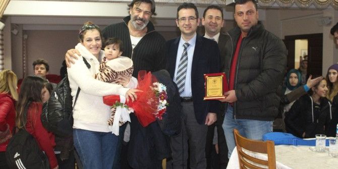 Oyuncu Ali Başar, Radyo Televizyon Öğrencileri İle Söyleşide Buluştu