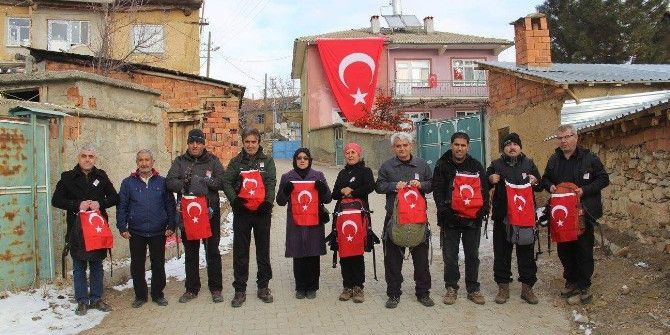 Konya’da, Doğa Tutkunları Şehit Polis Oğuzhan Duyar İçin Dağa Tırmandı