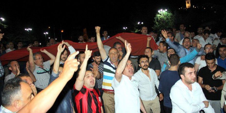 Kastamonu’da Binlerce Vatandaş Sokağa Döküldü