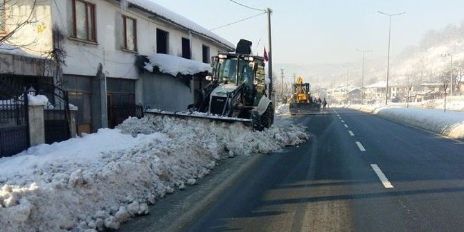 Boğaziçi Belediyesinden Kar Temizliği