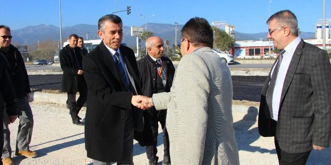 Kaymakam Sırmalı Kavşak Çalışmasını Yerinde İnceledi