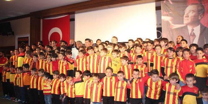 Göztepe Bodrum Futbol Okulu 1. Yaşını Kutladı