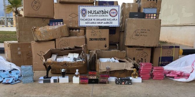 Nusaybin’de Kaçak Kozmetik Malzemeleri Ele Geçirildi