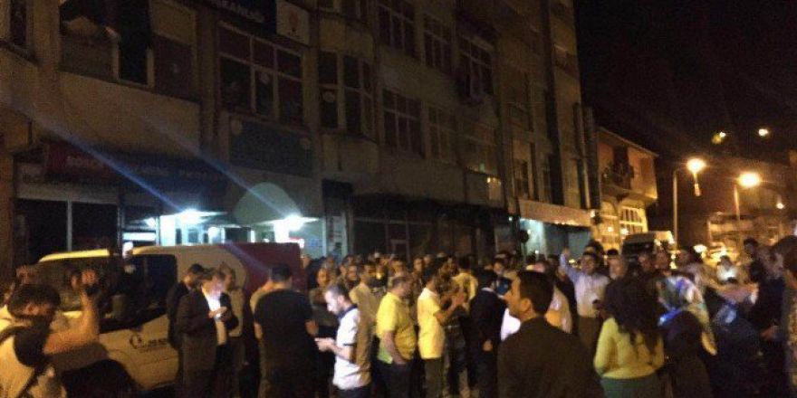 İstanbul Ve Ankara’daki Askeri Darbe Girişimine Bitlis’ten Tepki