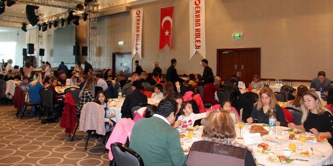 Erkan Koleji Ailesi Kahvaltıda Buluştu