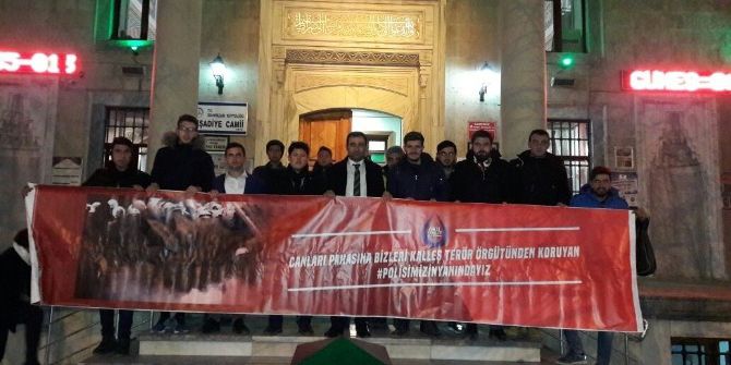 Akil Gençlerden Şehitler İçin Mevlit