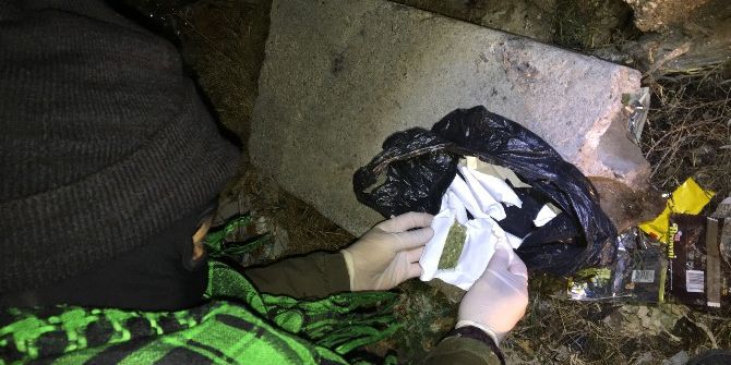 Taş Kovuğundan, Kavanozdan Esrar Çıktı