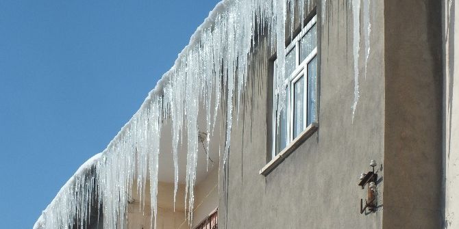 İtfaiye Ekibinden Buz Operasyonu