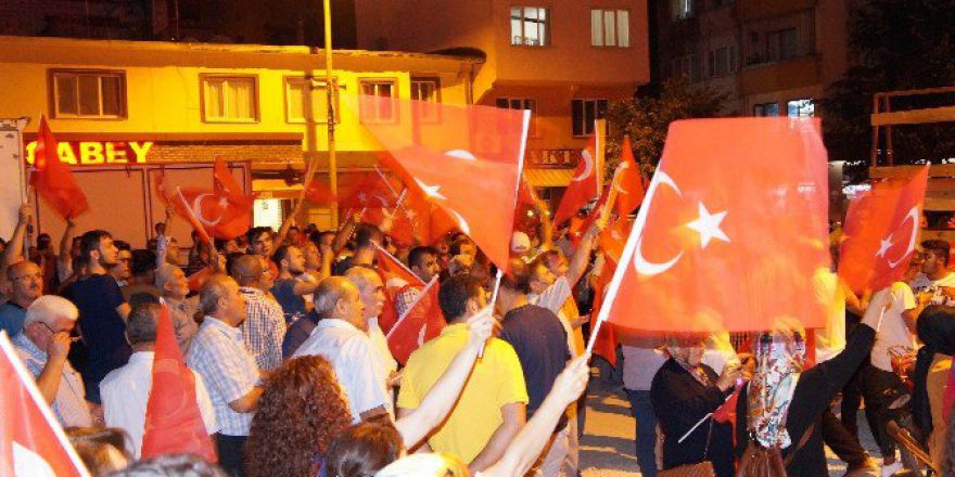 Çanakkale Darbeye Karşı Ayakta