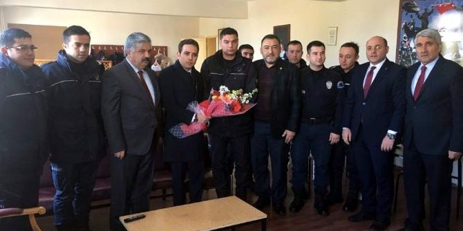 Milletvekillerinden Polis Ve Jandarmaya Taziye Ziyareti