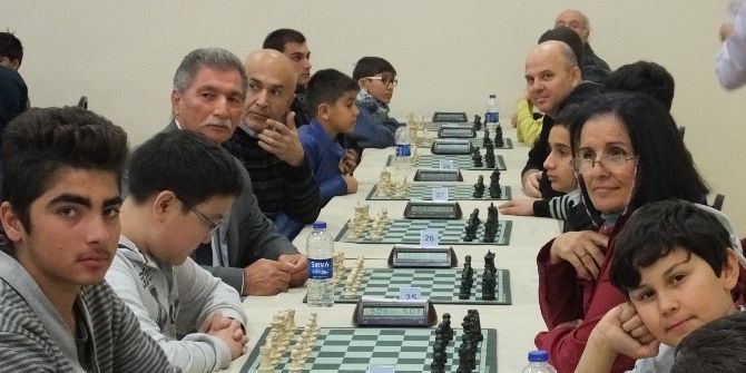 Muratpaşa Yaşlı Evi Üyeleri Satranç Turnuvasında