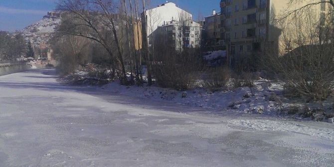 Çoruh Nehri Buz Tuttu