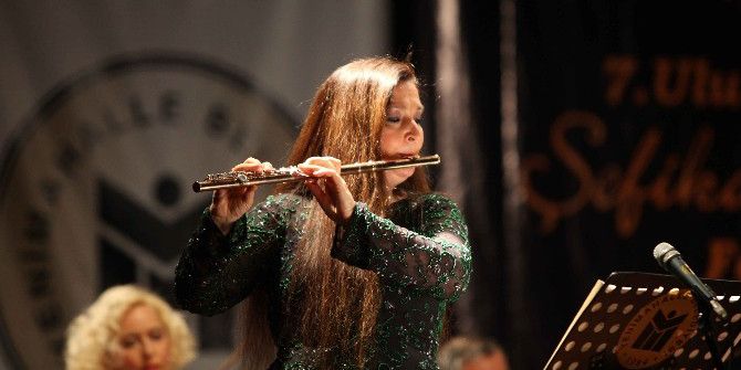 Yenimahalle’de Beatles Ve Elvis Şarkılarına Senfonik Yorum