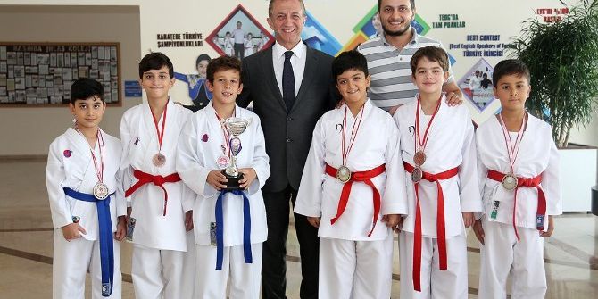 İhlas Eğitim Kurumları Karate Spor Kulübü’nden Şampiyonluk