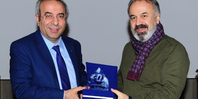 Kurucu Dekan Eskitaşçıoğlu’na Veda Yemeği