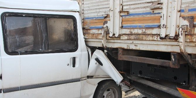 Bilecik’te Trafik Kazası, 1’i Ağır, 3 Yaralı