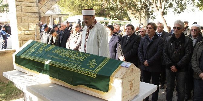 Prof. Dr. Süleyman Yalçın Son Yolculuğuna Uğurlandı