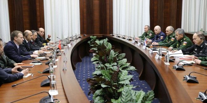 Bakan Işık Rus Mevkidaşı Şoygu İle Görüştü