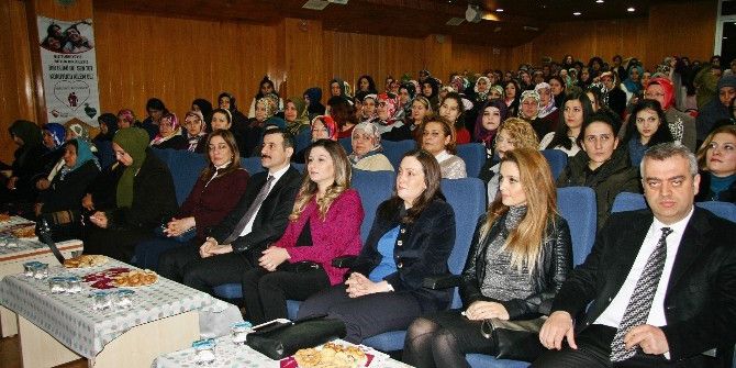 Sungurlu’da Koruyucu Aile Ve Kadın İstihdamı Konulu Toplantı