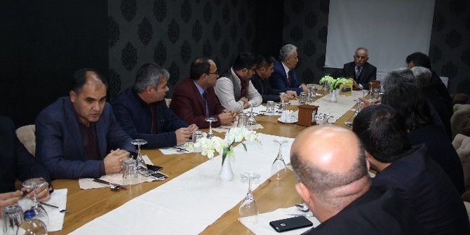 Teröre Lanet Yürüyüşü İleri Bir Tarihe Ertelendi