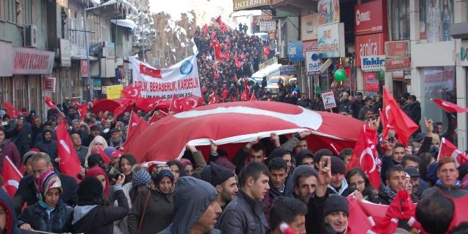 Bitlis’te Teröre Lanet Mitingi