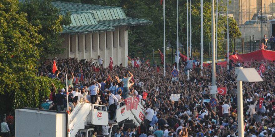 Cumhurbaşkanı Erdoğan: "Bu Ümmete Yaptığın İhanet Yeter"
