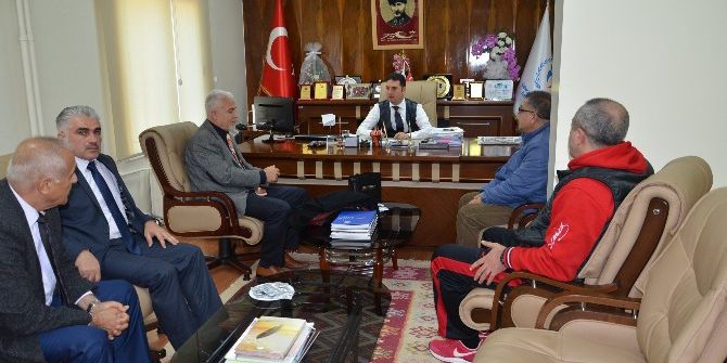 Adana’da Hentbolun Alt Yapısı Oluşturulacak