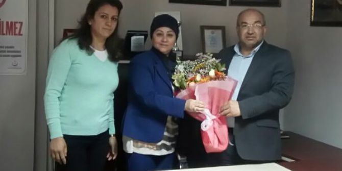 Ak Parti İl Kadın Kolları Selendi’de Temaslarda Bulundu