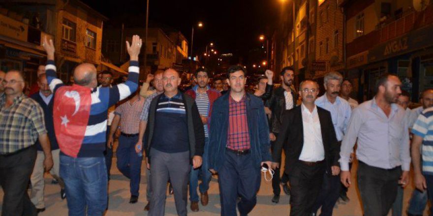 Bünyan’da Omuz Omuza Demokrasi Nöbeti