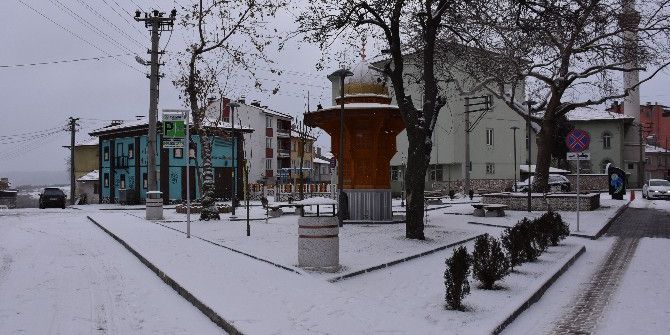 Dursunbey Beyaza Büründü